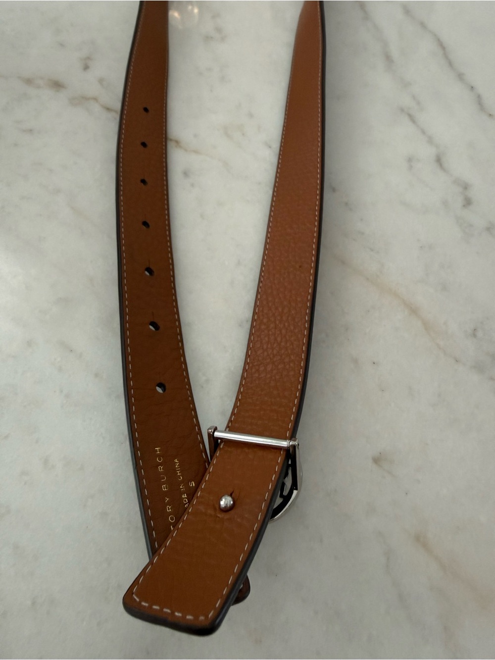 Tory Burch 1" Miller Reversible Leather Belt in Black and Brown size Small - Picture 8 of 9